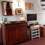 아파트 Montefienali Village La Chiocciola 카이오레인챠안티